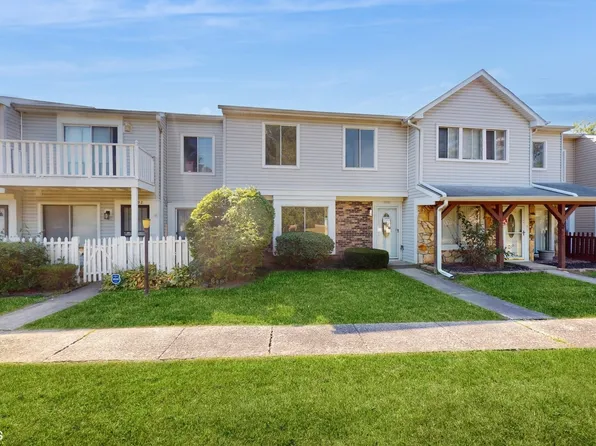 4593 Provincetown Dr, Country Club Hills, IL 60478