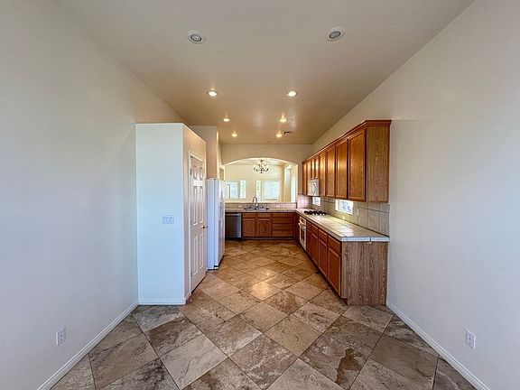 5th image of 10065 Claverton Ct