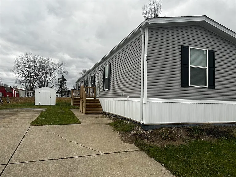 286 Pipers Ln #286 — Photo 12