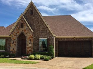 8416 Revenue Way, North Richland Hills, TX 76182