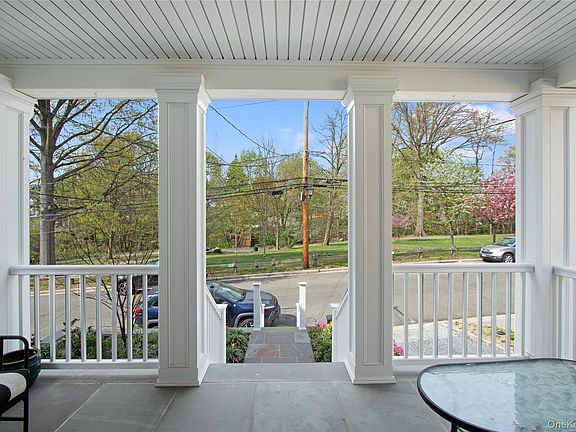 2nd image of 19 Charles Street