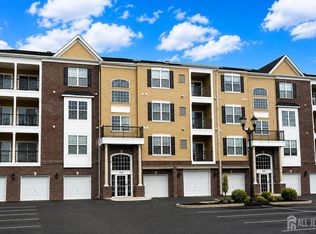 835 Liberty Ct, Piscataway, NJ 08854