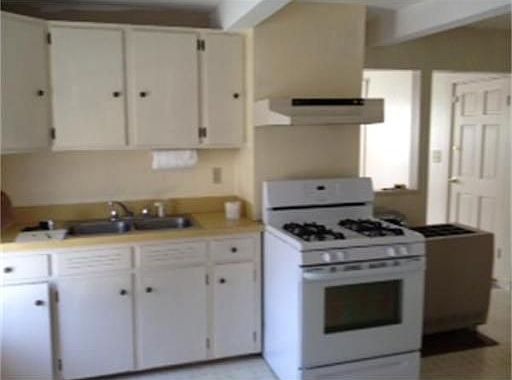 2nd image of 184 Shawmut Ave #2