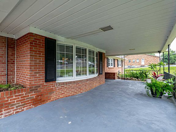 5th image of 418 Allen Dr