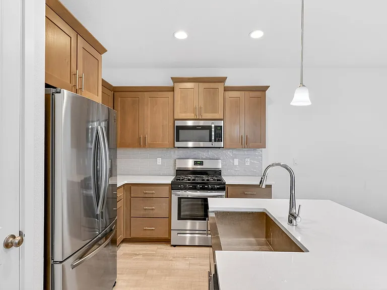 11848 SE Pleasant Valley Pkwy — Photo 5