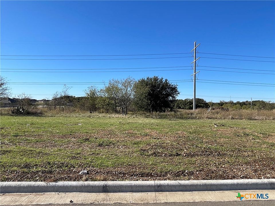 1st image of 1913 Slade Dr