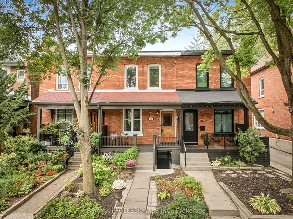 28 Wright Ave, Toronto, ON M6R 1K8