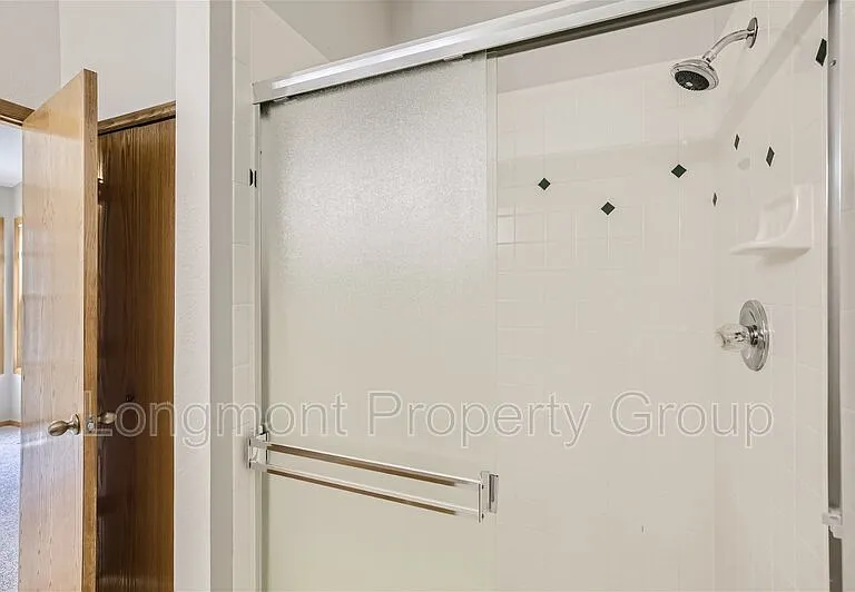 2231 Stuart St — Photo 18