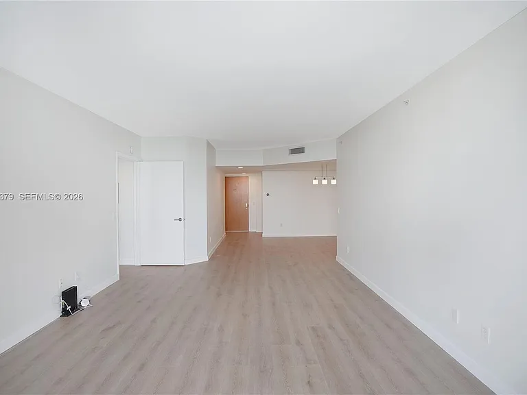 21205 Yacht Club Dr #2604 — Photo 20
