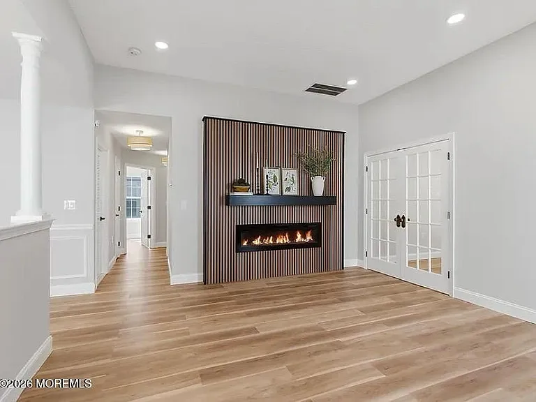 11 Archer Sq — Photo 12