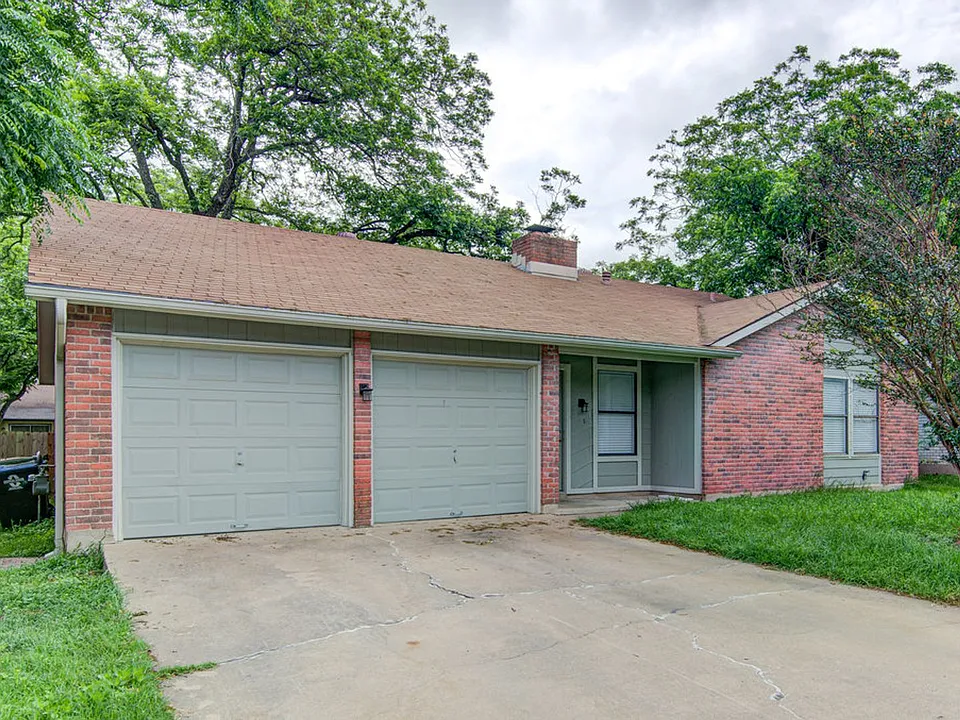 12111 Missel Thrush Ct