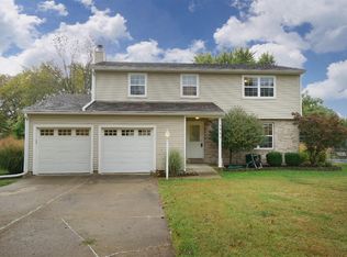 5867 Cedaridge Dr, Cincinnati, OH 45247