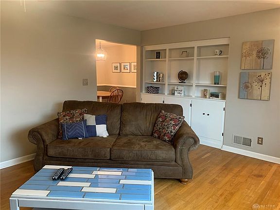 3rd image of 1059 Wenston Ct