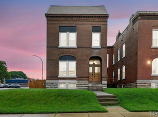 6827 Minnesota Ave, Saint Louis, MO 63111