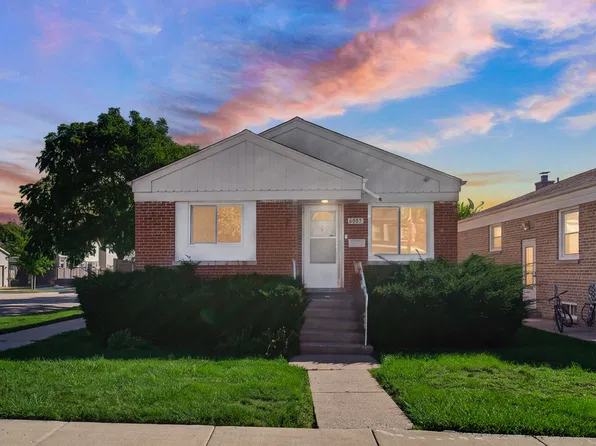 6557 N Troy St, Chicago, IL 60645