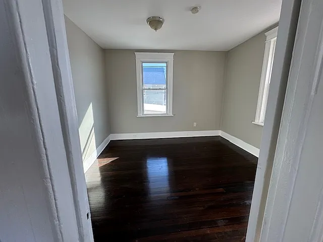 13 Lincoln Ave — Photo 4