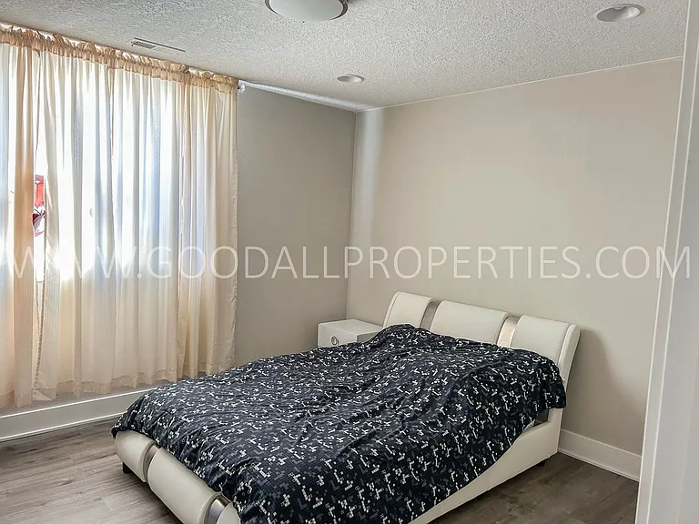 310 NE Bobcat Dr — Photo 6