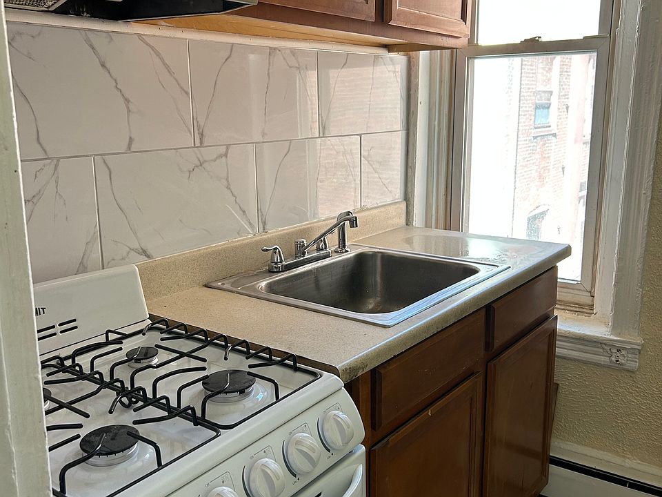Kitchen has a new stove