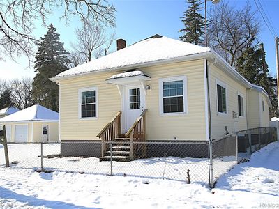 102 S Division St, Durand, MI, 48429