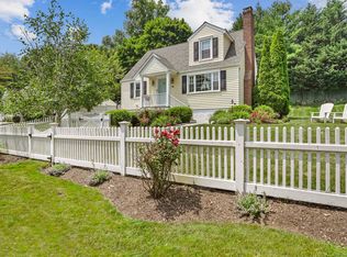 30 Flax Rd, Fairfield, CT 06824