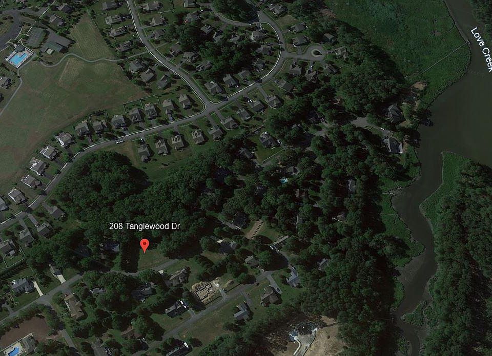 1st image of 208 Tanglewood Dr