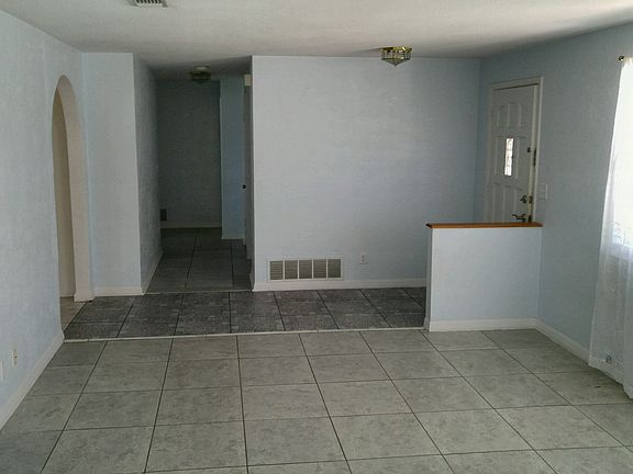 5th image of 85 Banyan Dr