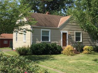 17 Fairview Cir S, Portsmouth, VA 23702