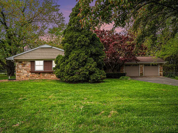 402 N 325 E, Valparaiso, IN 46383