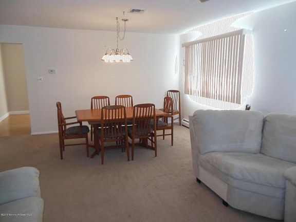 2nd image of 754 Jamaica Blvd