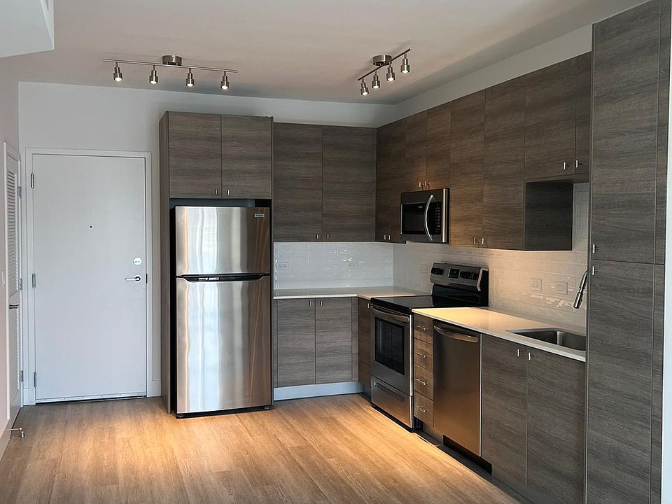 1st image of 1922 NE 149th St #131