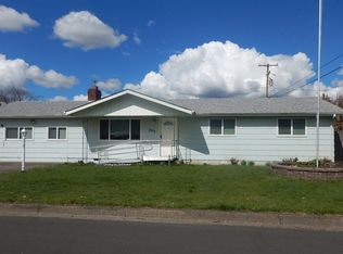 3913 Pinyon St, Springfield, OR 97478