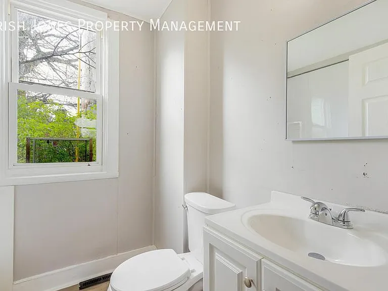 62 Germain St — Photo 10