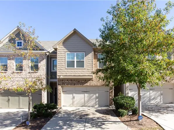 1501 River Oak Ln, Stone Mountain, GA 30083