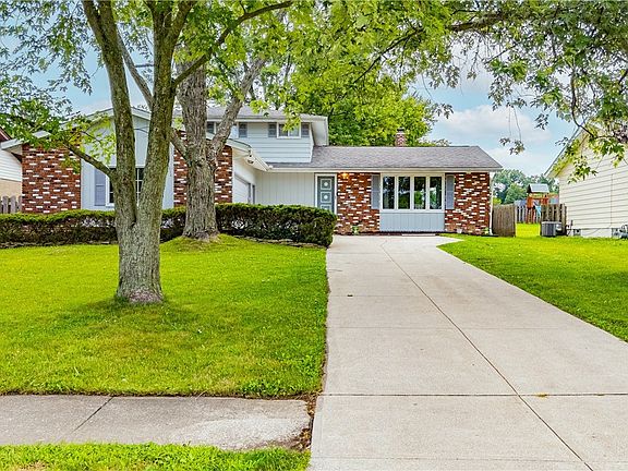 2nd image of 1109 Mulberry Ln