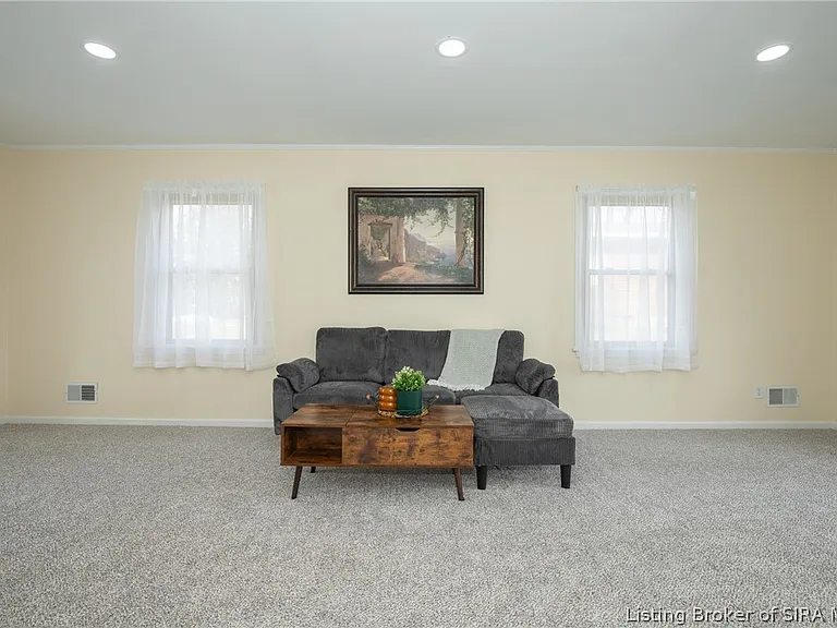 2413 Saint Andrews Rd — Photo 10