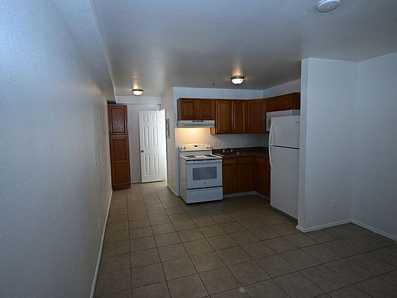 4th image of 3017 E Carey Ave APT 4