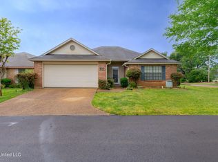 300 Waterfall Way, Clinton, MS 39056