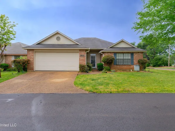 300 Waterfall Way, Clinton, MS 39056