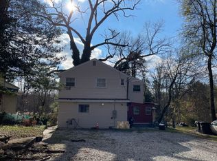 8 Flury Ln, Clementon, NJ 08021