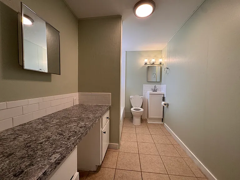 538 Orange St #538 — Photo 17