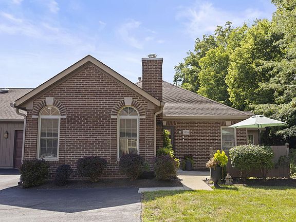 2nd image of 3856 Ivygate Pl