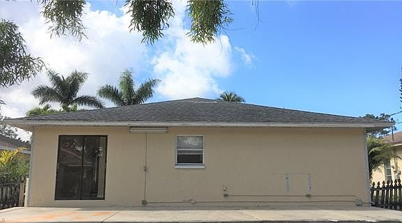 2nd image of 779 108th Ave N