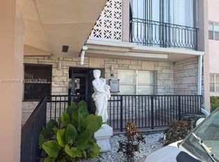 El Cid Condominium, Miami, FL 33125