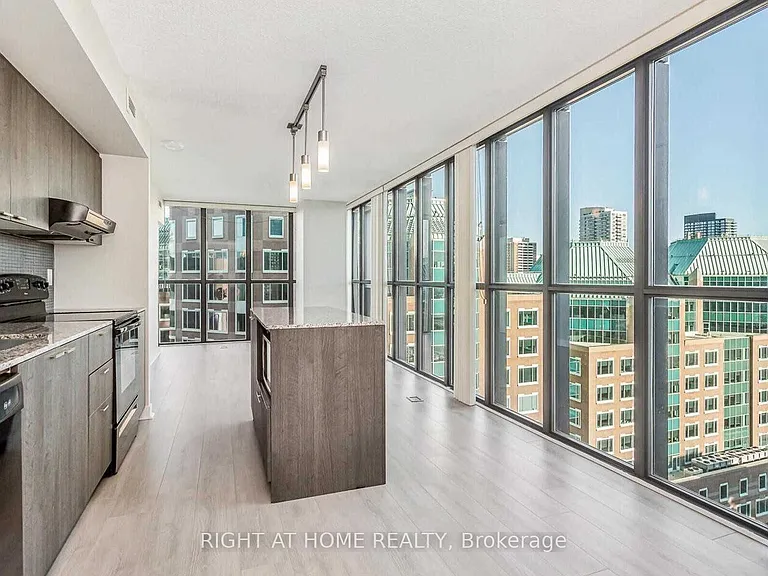 110 Charles St E #1702 — Photo 10