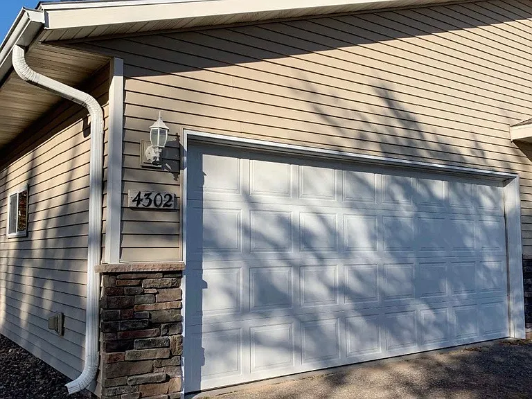 4302-4308 Tweed Dr — Photo 17