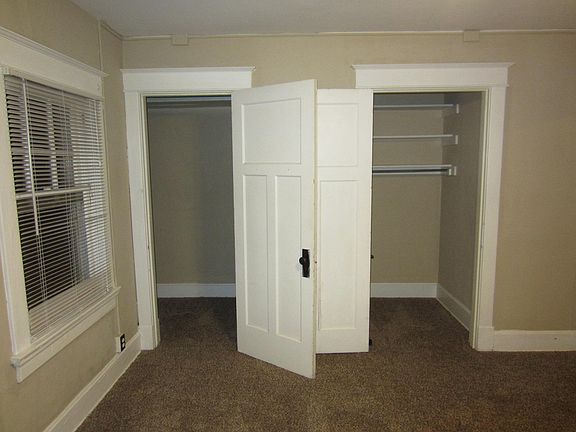 5th image of 21 N Elm St APT 2
