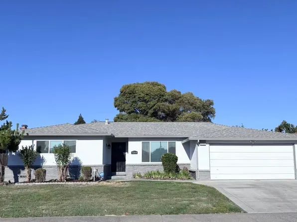 7309 Stanwood Way, Sacramento, CA 95831
