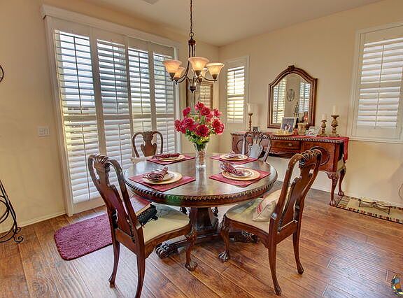 4th image of 309 Sunny Meadow Pl