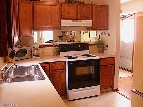2nd image of 6171 Center St APT 101