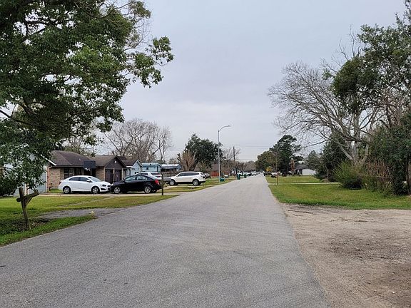 5th image of 6307 Georgianna Dr